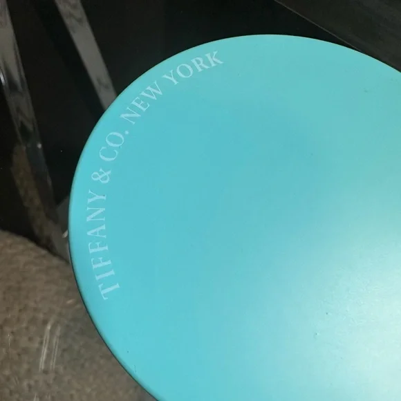 Tiffany & Co glass jar with lid - Picture 7 of 7